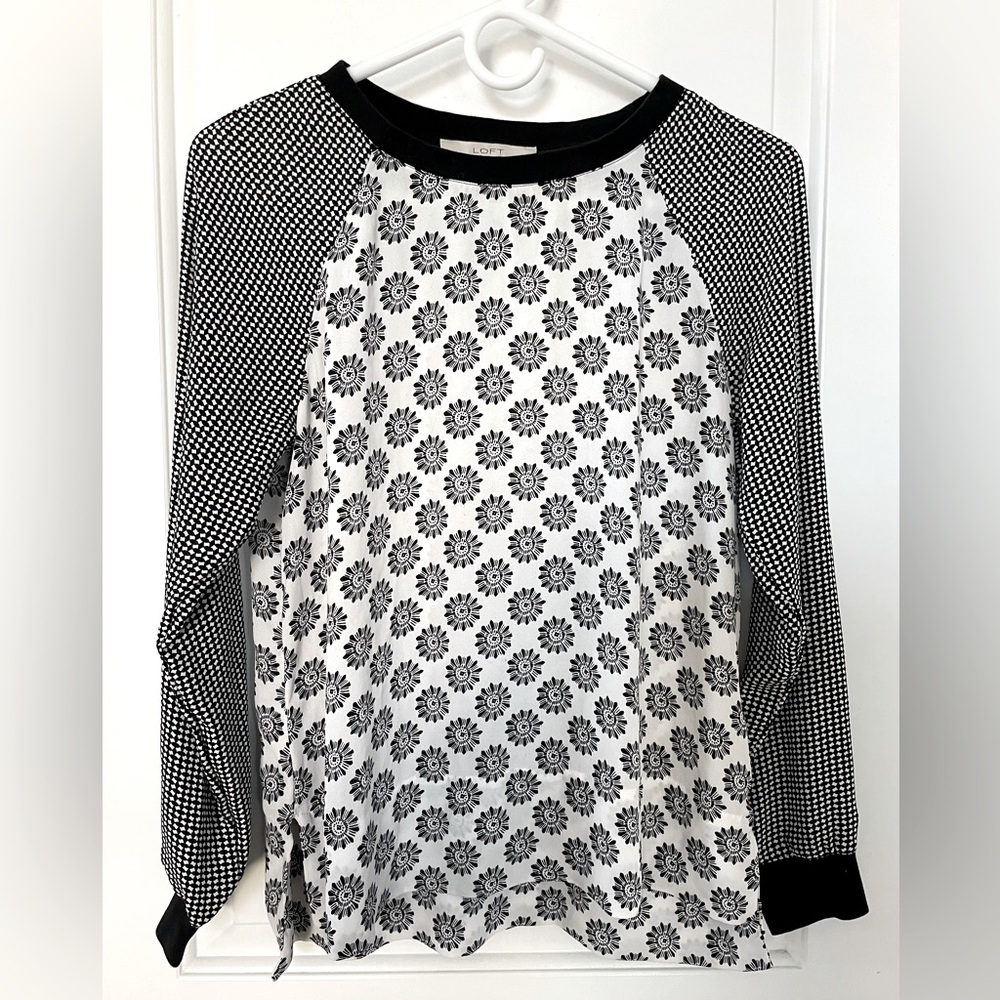 LOFT raglan top